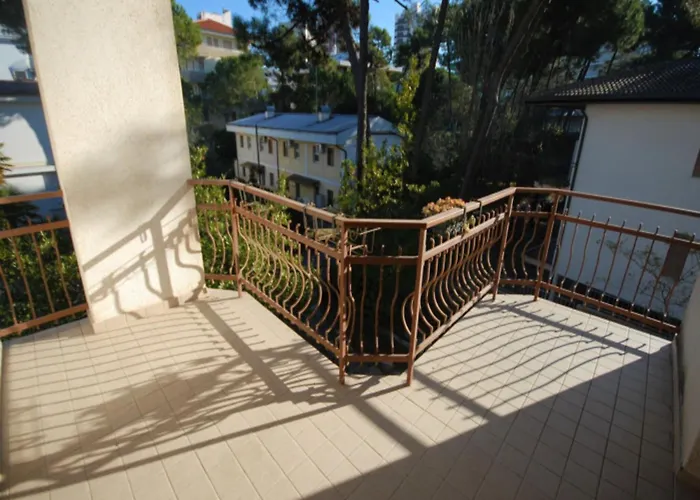 Villa Spacious House With Garden Lignano Sabbiadoro