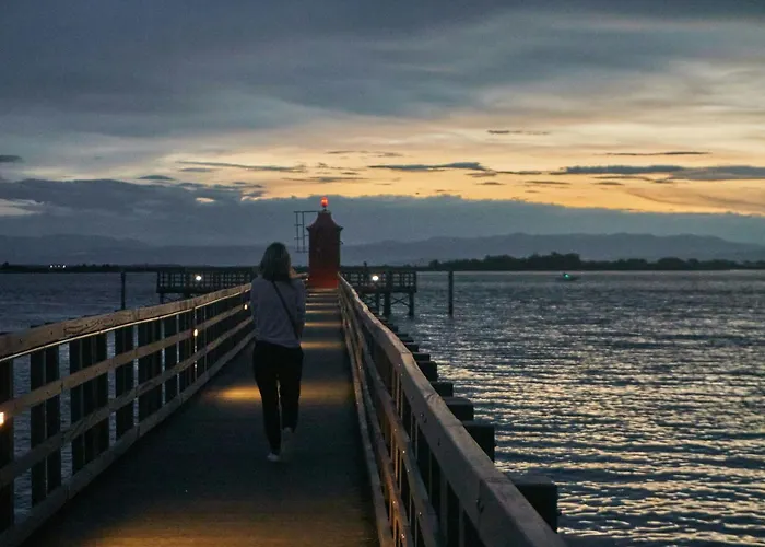 Villa Spacious House With Garden