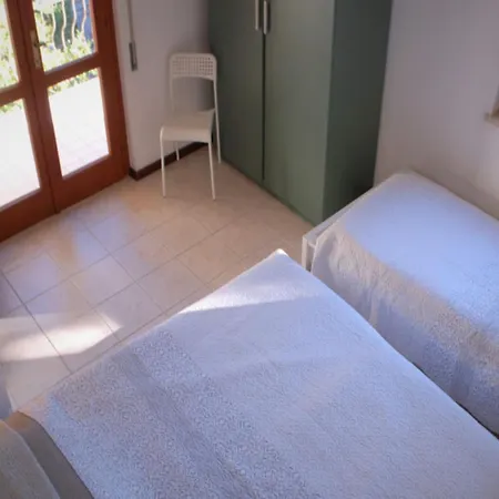 Spacious House With Garden *